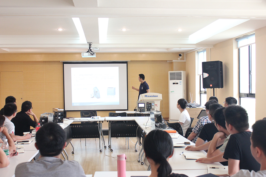 用多樣化的產(chǎn)品帶給用戶更優(yōu)質的成套服務體驗——邁信電氣2018年年中新品培訓會